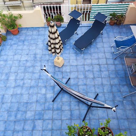Appartement Attico In Centro Con Vista Mare E Monti! à Marina  Extérieur photo