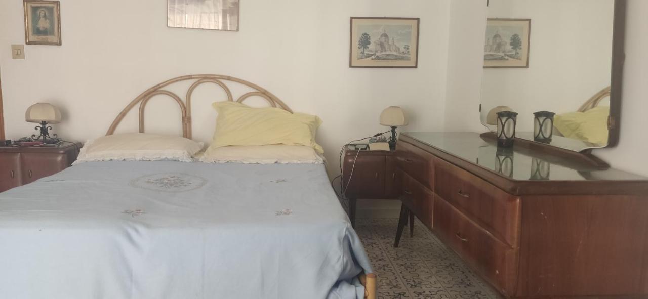 Appartement Attico In Centro Con Vista Mare E Monti! à Marina  Extérieur photo